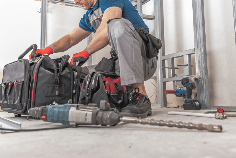 how to hire a contractor for bathroom remodel